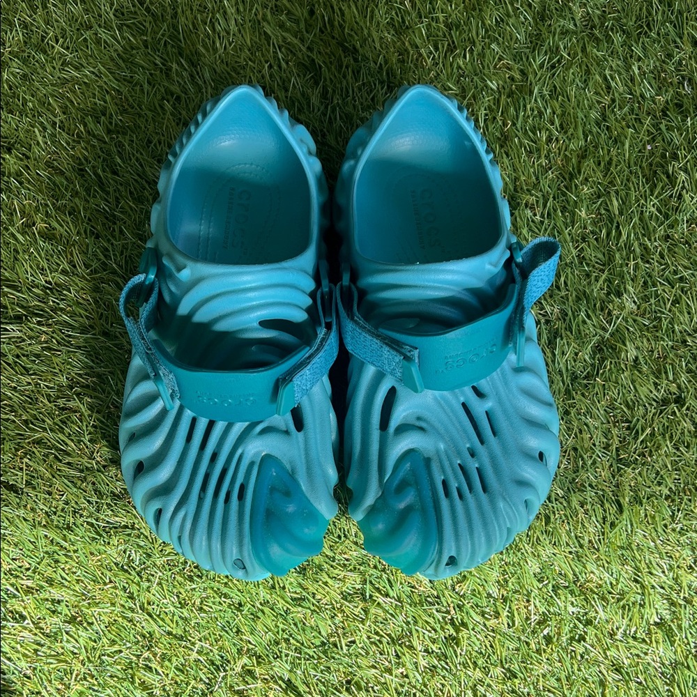 Crocs Salehe Bembury Pollex Clogs In Ice
Blue M9